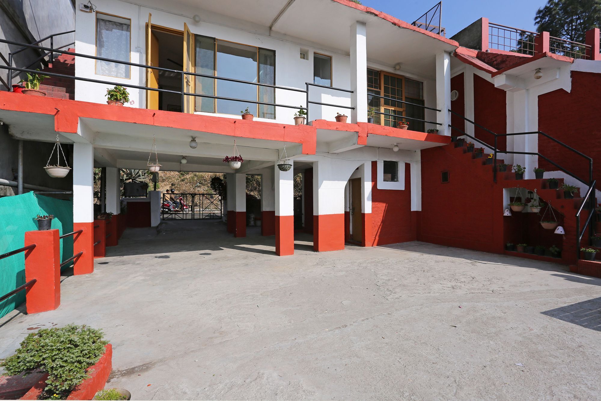 Oyo Home 10312 Spacious Studio Bhowali Nainital Eksteriør billede